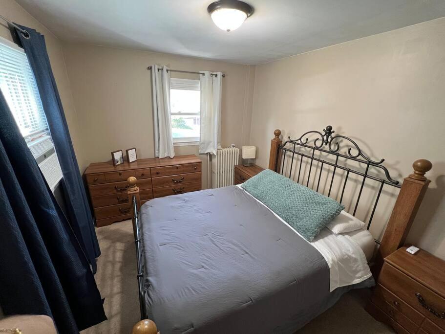 The Purple Door Apt In The Heart Of Radford City المظهر الخارجي الصورة